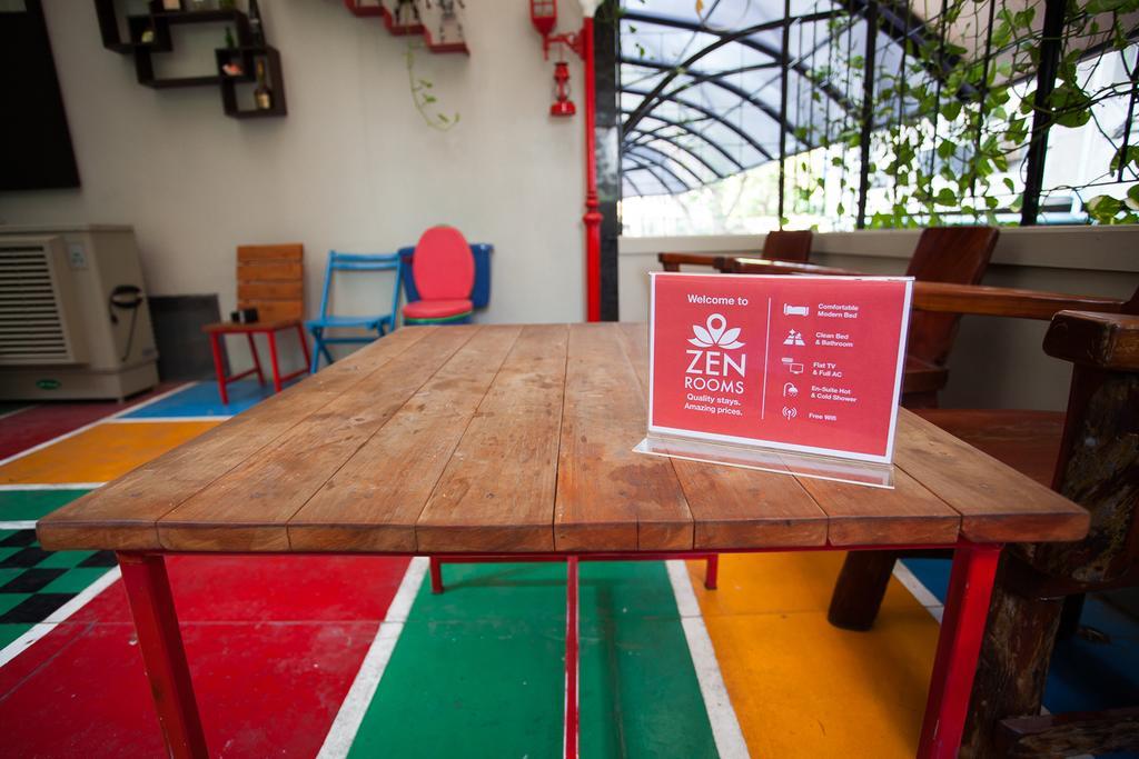 Zen Rooms Silom Soi 17 Bangkok Luaran gambar