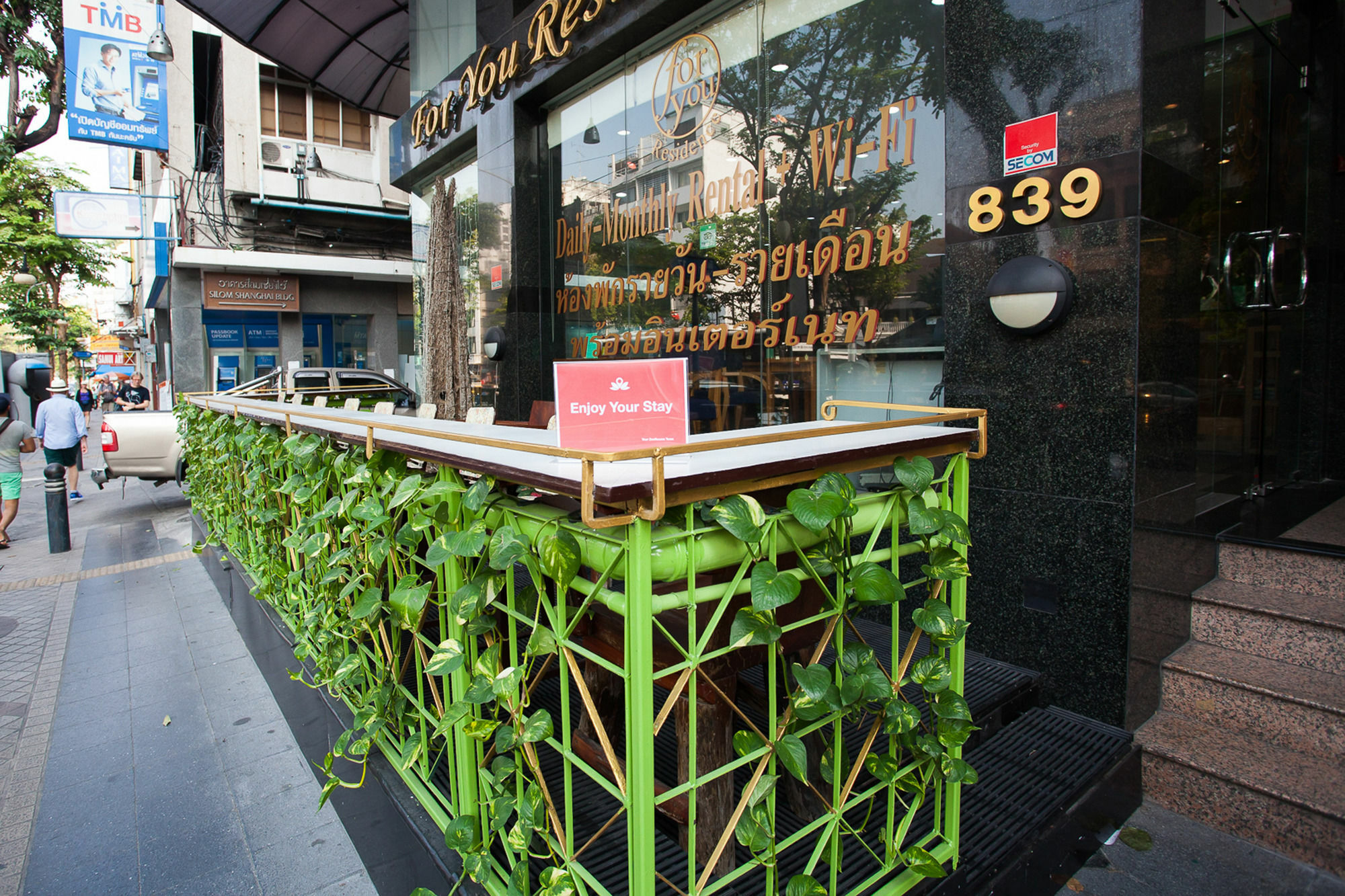 Zen Rooms Silom Soi 17 Bangkok Luaran gambar